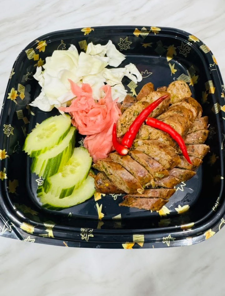 Grilled Northern Thai Sausage (Sai Ua)