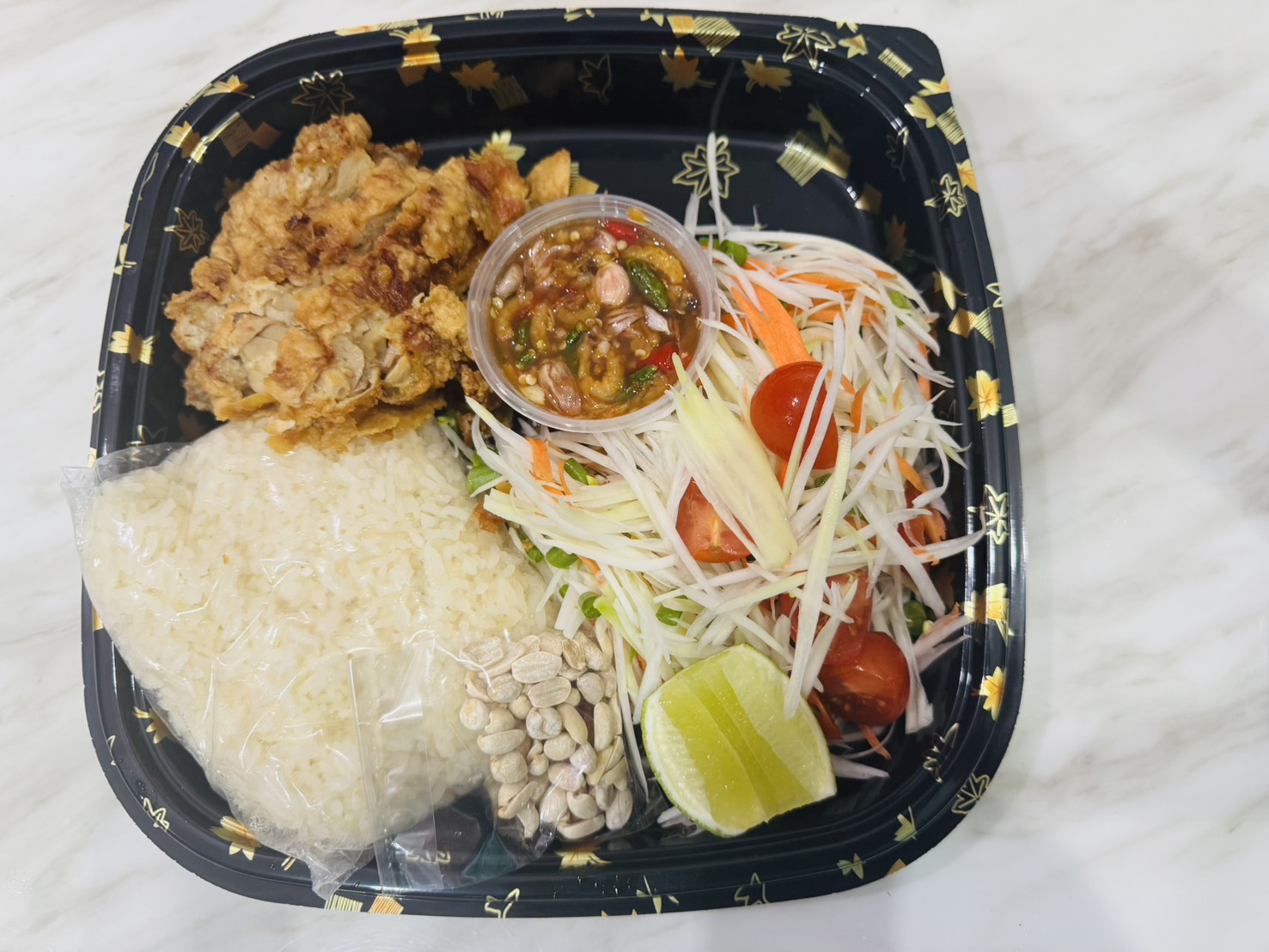 Sticky Rice Set with Fried Chicken & Orange